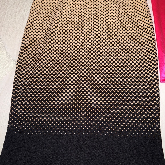 4 skirts - Picture 4 of 7